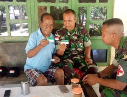 Anggota TNI Mengadakan Sosialisasi BPJS dan KIS Kepada Masyarakat