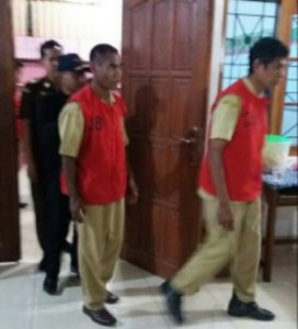 Diduga Korupsi Bendahara dan Kasie Ketua TPK Hoi Ditahan