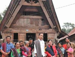 Dukung Pengembangan Pariwisata, Pemerintah Akan Perbaiki Rumah Adat Batak Samosir