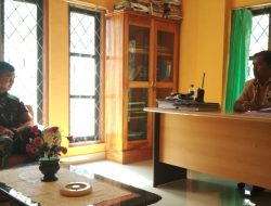 Pererat Hubungan Komunitas Jelang Purna Tugas, Pos Kewar Anjangsana di Kantor Camat