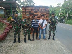Bawa 15 Kubik Kayu Tanpa Dokumen Resmi, Satgas Pamtas Yonif PR 328 Kostrad Amankan 2 Truk