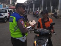 Melawan Arah Polantas Polres Metro Jaktim Tindak 122 Pelanggar 
