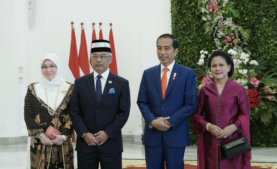 Didampingi Ibu Negara Iriana, Presiden Jokowi Terima Kunjungan Raja Malaysia