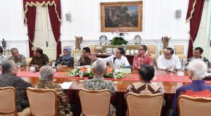 Presiden Jokowi Pertimbangkan Semua Opsi Penyelesaian UU KPK