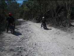 Kondisi Jalan Tidak Menyurutkan Semangat Refafi Gah Kunjungi Massa Hanura