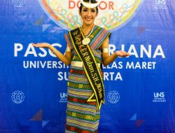 Detji Nuban Wisudawan Doktor Hukum Termuda di NTT