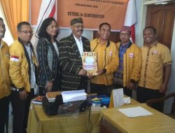 Bakal Calon Bupati Manggarai Gusti Ganggut Daftar di Partai Hanura