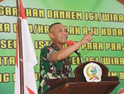 Danrem Tekankan Keluarga Besar Korem 161/Wira Sakti, untuk Cerdas dan Bijak Bermedsos