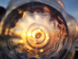 Handuk Menuah di Kepala