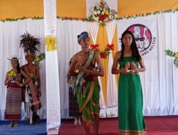 Beragam Tarian dan Fashion Budaya NTT Meriahkan Hut Ke-III SMA Plus St.Albertus Agung