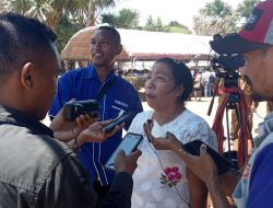 Sejak Indonesia Merdeka, Baru Hari ini Terang Benderang di Desa Kakaniuk