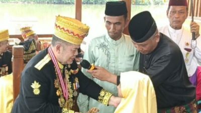 PDYM SB H M Yunus Abdullah R Al HAJ, Diradja Air Tiris Melayu Kampar Resmikan Istana dan Beri Santunan Anak Yatim