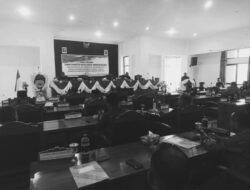 Anggota DPRD Nagekeo Kesal Bupati Abaikan Sidang Demi Temui Warga 