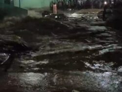 Banjir Bandang Mandailing Natal, Puluhan Jiwa Mengungsi