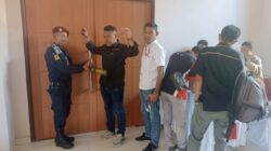 Pastikan Pleno KPU Nagekeo Berjalan Aman, Peserta Discreening Metal Detektor