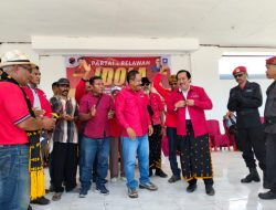Maju Bupati Nagekeo 2024, Simplisius Donatus Resmi Berseragam PDI-P  