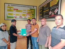 Foto Pegang Specimen Paslon Diposting Bang Koyak, Kades Nangadhero Diperiksa