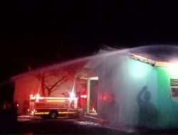 Ruang Kelas SDK Nggolonio, Nagekeo, Terbakar 