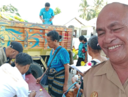 Koordinasi Kilat Camat Mauponggo, Stok Beras Murah Ludes Diserbu Warga