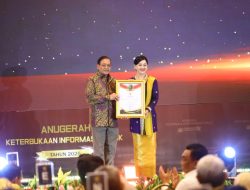 OJK Raih Predikat Badan Publik Terbaik Nasional 2025