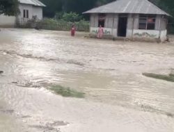 Luapan Kali Noeponof Banjiri 30 KK di Desa Skinu, Perangkat Desa Minta Pemasangan Bronjong.