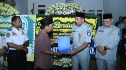 Kurang dari 24 Jam, Jasa Raharja Serahkan Santunan Kepada Ahli Waris Korban Kecelakaan Kereta di Bekasi