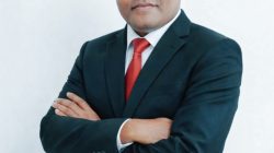 ” Ketika Pemimpin Turun atau Naik Sendiri “