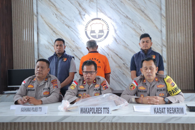 Kasus Penganiayaan di Amanuban Selatan Berujung Maut, Polres TTS Gelar Konferensi Pers 1 IMG 20260611 WA0050