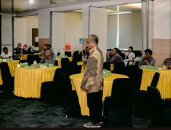 Ir. Petrus Kune Beberkan Teknik IB Sapi di Pelatihan Undana dan Pemkab Kupang
